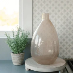 Hammered Glass Vase in Peach - Sweet Water Decor