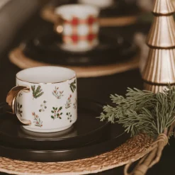 Holiday Greenery 14 oz Mug