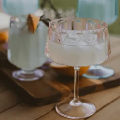 Outdoor Plastic Coupe Drinkware